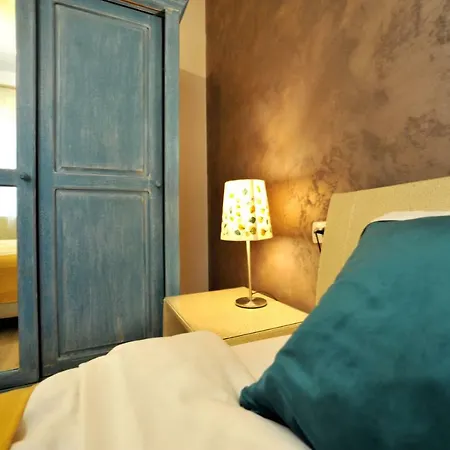 Like Apartment